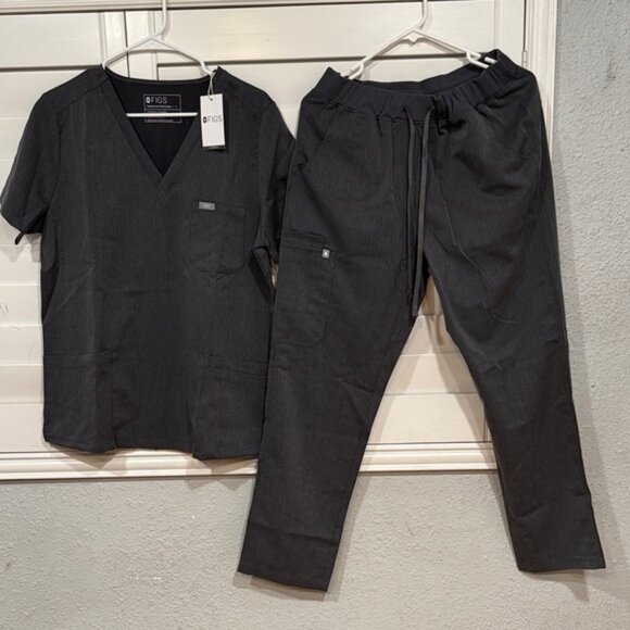 Figs Dark Gray Scrub Set - Picture 1 of 8